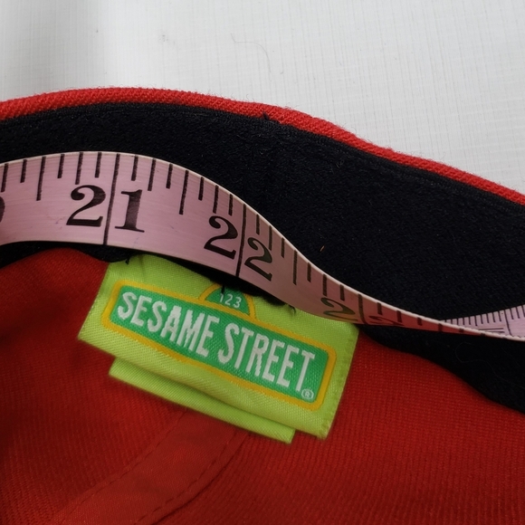 Sesame Street Elmo Fitted Cap Red Black Acrylic Wool Spandex - Picture 12 of 14